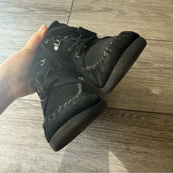 Minnetonka Black Lace-Up Fringe Wedge Booties - Picture 4 of 15